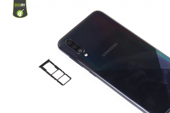 Guide photos remplacement vitre arrière Galaxy A30s (Etape 3 - image 1)