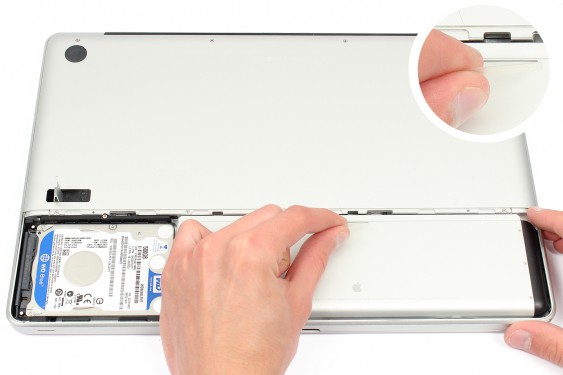 Guide photos remplacement connecteur de la batterie MacBook Pro 15" Fin 2008 - Début 2009 (Modèle A1286 - EMC 2255) (Etape 3 - image 1)