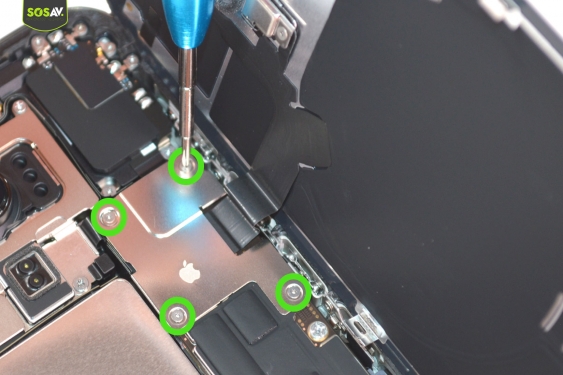 Guide photos remplacement connecteur de charge iPhone 16 Pro (Etape 5 - image 1)