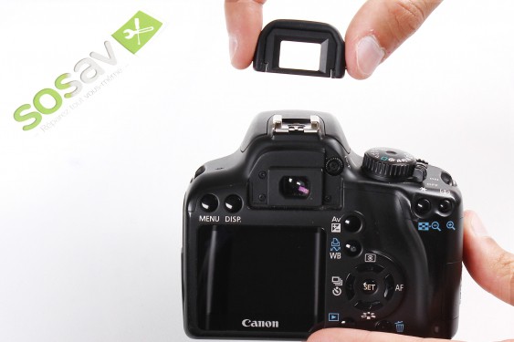 Guide photos remplacement oeilleton de visée Canon EOS 1000D / Rebel XS / Kiss F (Etape 2 - image 3)