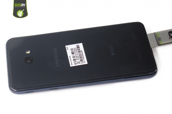 Guide photos remplacement façade arrière Galaxy J4+ (Etape 7 - image 4)