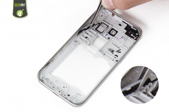 Guide photos remplacement châssis interne Samsung Galaxy Core Prime (Etape 15 - image 4)