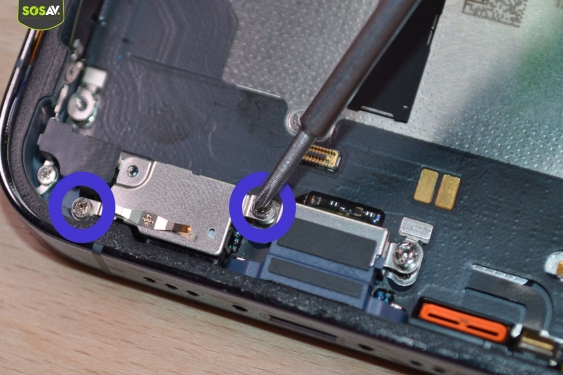 Guide photos remplacement connecteur de charge iPhone 13 Pro (Etape 13 - image 1)