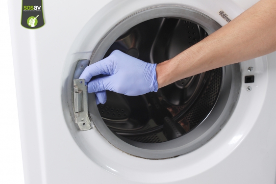 Guide photos remplacement porte et hublot Machine à laver (Etape 8 - image 3)