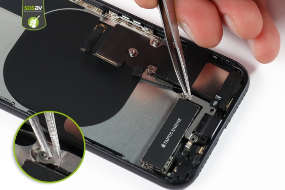 Guide photos remplacement vibreur / taptic engine iPhone SE (2nde Generation) (Etape 24 - image 2)