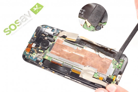 Guide photos remplacement nappe de liaision principale de la carte fille HTC one M8 (Etape 12 - image 1)