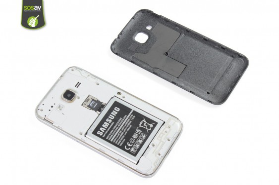 Guide photos remplacement carte sim Samsung Galaxy Core Prime (Etape 3 - image 1)