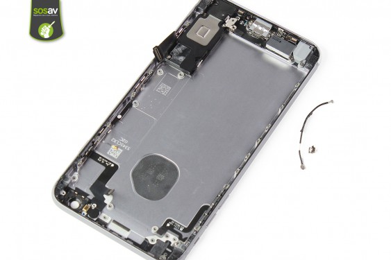 Guide photos remplacement câble d'interconnexion iPhone 6S Plus (Etape 43 - image 1)
