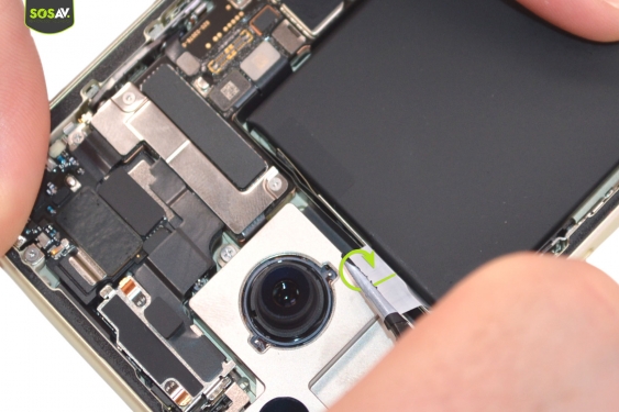 Guide photos remplacement batterie iPhone 15 (Etape 6 - image 2)