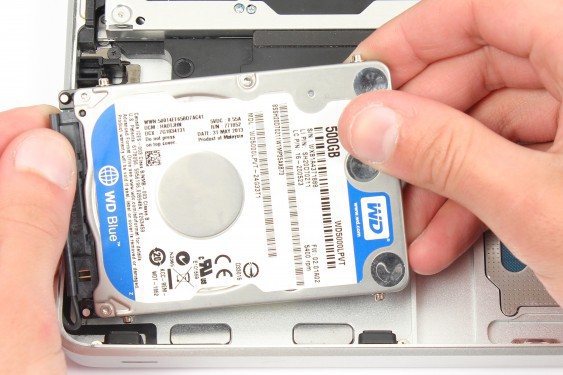 Guide photos remplacement récepteur infrarouge / support bas du disque dur MacBook Pro 15" Fin 2008 - Début 2009 (Modèle A1286 - EMC 2255) (Etape 37 - image 1)