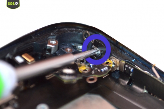 Guide photos remplacement connecteur de charge iPhone 15 Pro (Etape 22 - image 3)