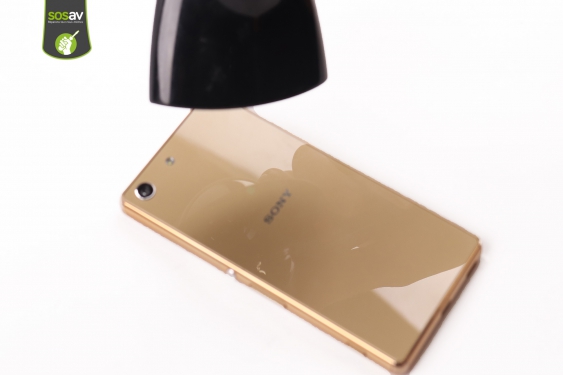 Guide photos remplacement ecran Xperia M5 (Etape 5 - image 1)