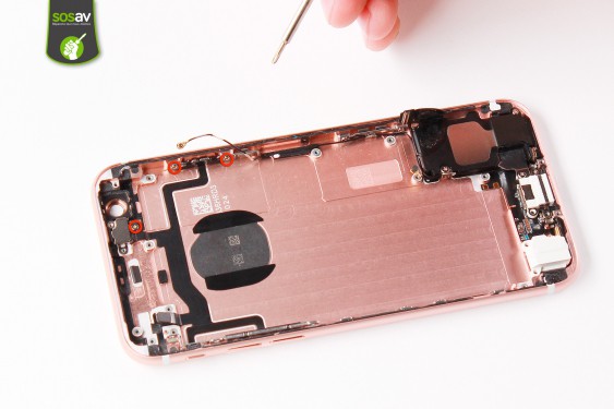 Guide photos remplacement nappe power, vibreur, volume, flash et micro externe iPhone 6S (Etape 34 - image 1)