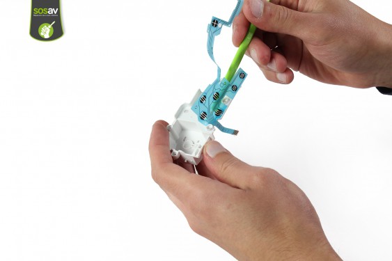 Guide photos remplacement nappe boutons zr et r Gamepad Wii U (Etape 23 - image 3)