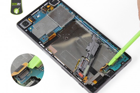 Guide photos remplacement connecteur de charge Xperia Z5 (Etape 16 - image 2)
