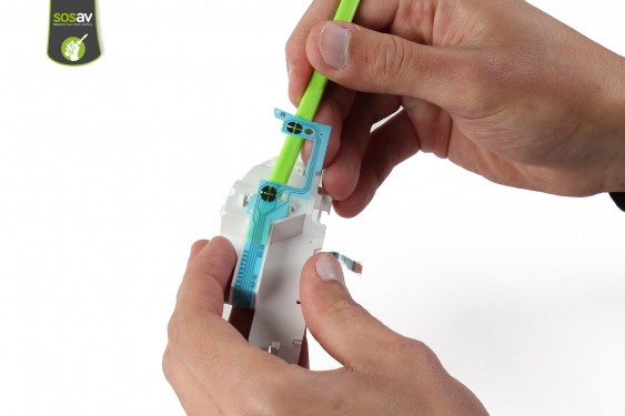 Guide photos remplacement nappe boutons zr et r Gamepad Wii U (Etape 23 - image 1)