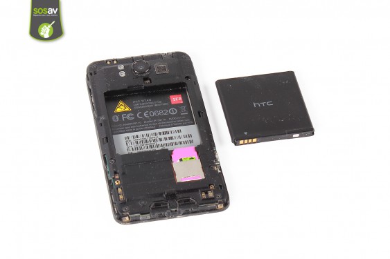 Guide photos remplacement carte sim HTC Titan (Etape 3 - image 4)