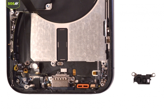 Guide photos remplacement connecteur de charge iPhone 15 Pro (Etape 23 - image 3)