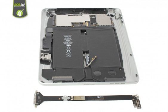 Guide photos remplacement connecteur de charge (dock) iPad 1 3G (Etape 14 - image 2)
