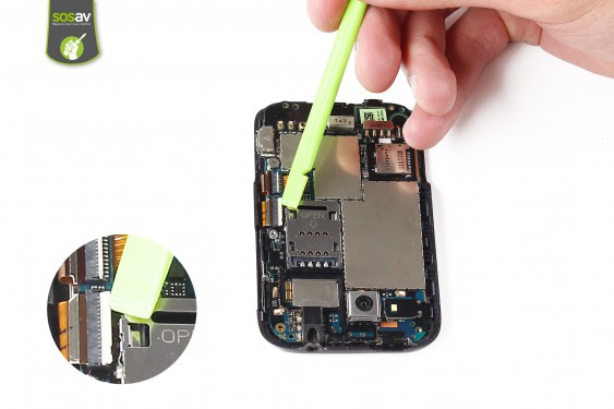 Guide photos remplacement ecran lcd HTC Wildfire S (Etape 13 - image 1)