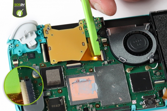 Guide photos remplacement antenne wifi supérieure Nintendo Switch Lite (Etape 12 - image 1)