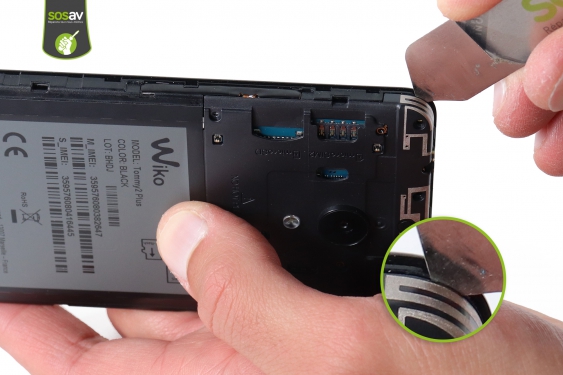 Guide photos remplacement connecteur de charge Wiko Tommy 2 Plus (Etape 7 - image 2)