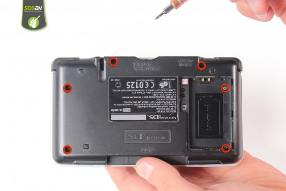 Guide photos remplacement flèche directionnelle et bouton power Nintendo DS (Etape 4 - image 1)