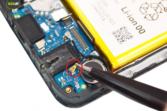 Guide photos remplacement connecteur de charge Moto G84 (Etape 8 - image 2)