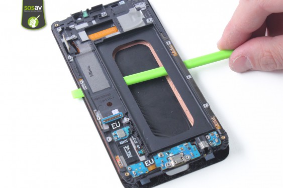 Guide photos remplacement connecteur de charge Samsung Galaxy S6 Edge + (Etape 27 - image 4)
