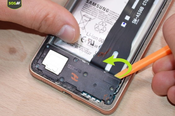 Guide photos remplacement connecteur de charge Galaxy A53 (Etape 6 - image 2)