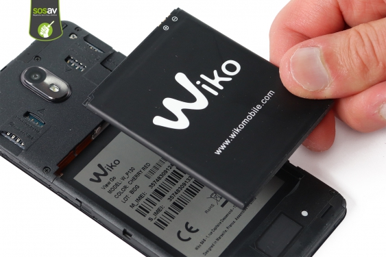 Guide photos remplacement batterie Wiko View Go (Etape 4 - image 3)