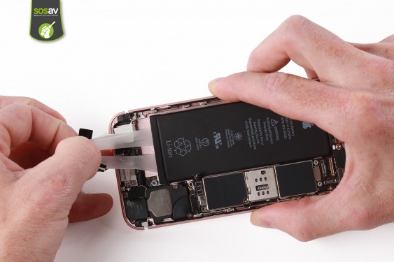 Guide photos remplacement nappe power, vibreur, volume, flash et micro externe iPhone 6S (Etape 14 - image 2)