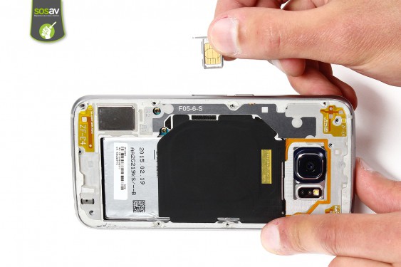 Guide photos remplacement châssis interne Samsung Galaxy S6 (Etape 5 - image 4)