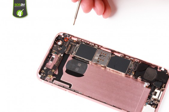 Guide photos remplacement bouton power iPhone 6S (Etape 24 - image 1)