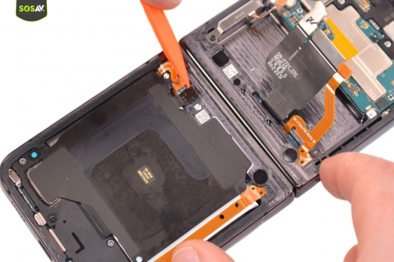 Guide photos remplacement batteries Galaxy Z Flip4 (Etape 12 - image 1)