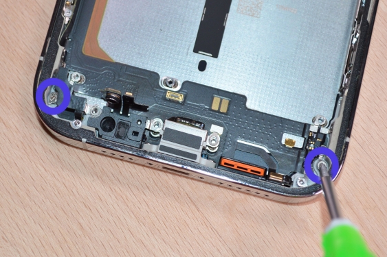 Guide photos remplacement connecteur de charge iPhone 13 Pro Max (Etape 14 - image 2)