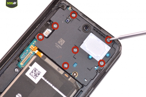Guide photos remplacement batterie principale Galaxy Z Fold 3 (Etape 10 - image 1)