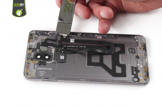 Guide photos remplacement coque arrière Huawei Mate 9 (Etape 9 - image 4)