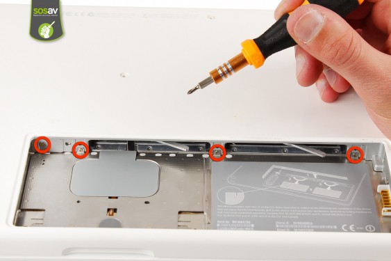 Guide photos remplacement connecteur batterie Macbook Core 2 Duo (A1181 / EMC2200) (Etape 8 - image 1)