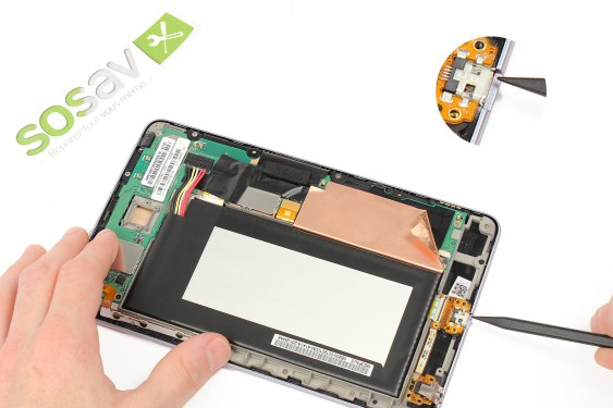 Guide photos remplacement connecteur de charge Nexus 7 1ère Génération (Etape 14 - image 1)