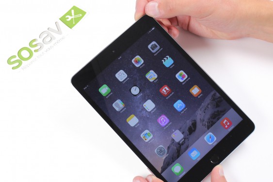 Guide photos remplacement vitre tactile et bouton home iPad Mini 3 WIFi (Etape 1 - image 1)