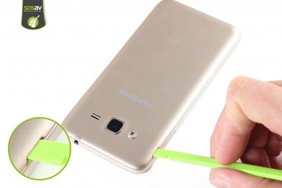 Guide photos remplacement coque arrière Samsung Galaxy J3 2016 (Etape 2 - image 1)