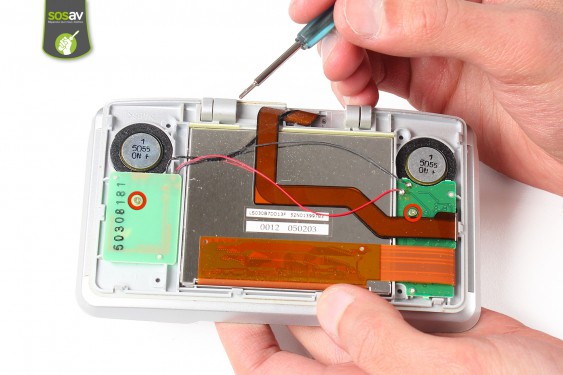 Guide photos remplacement nappe de liaison de la partie supérieure Nintendo DS (Etape 24 - image 1)
