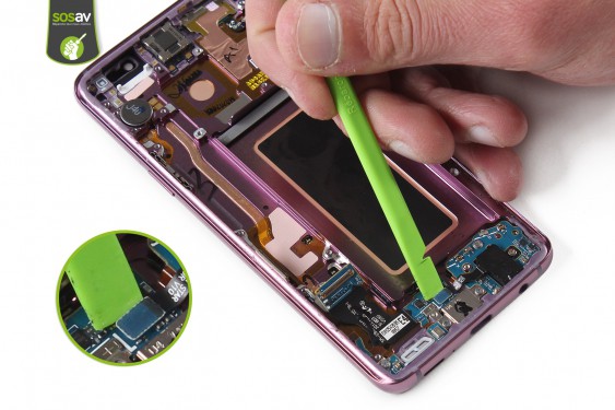Guide photos remplacement connecteur de charge Galaxy S9 (Etape 29 - image 1)