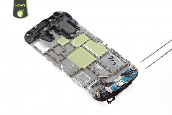 Guide photos remplacement nappe connecteur de charge Samsung Galaxy Ace 4 (Etape 27 - image 1)