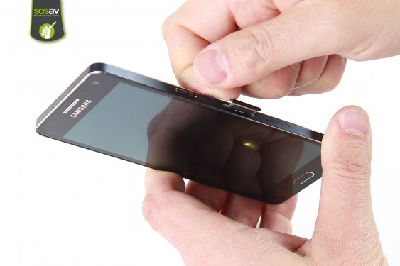 Guide photos remplacement carte microsd Samsung Galaxy A5 (Etape 3 - image 1)