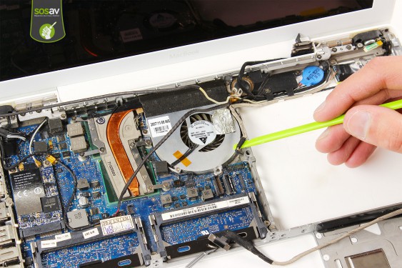 Guide photos remplacement pile de sauvegarde Macbook Core 2 Duo (A1181 / EMC2200) (Etape 19 - image 2)