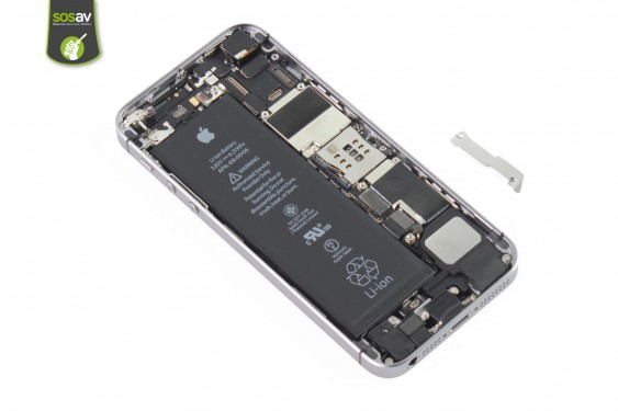 Guide photos remplacement batterie iPhone SE (Etape 12 - image 4)