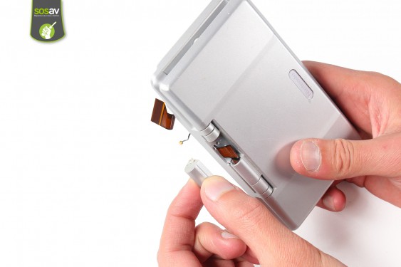 Guide photos remplacement nappe de liaison de la partie supérieure Nintendo DS (Etape 19 - image 3)