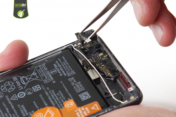Guide photos remplacement connecteur de charge Huawei P30 (Etape 21 - image 3)
